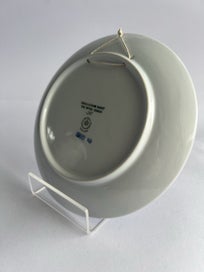 Listing 7 of 8 for Royal Copenhagen 1992 Year Plate Queen's Coach Holland Collection