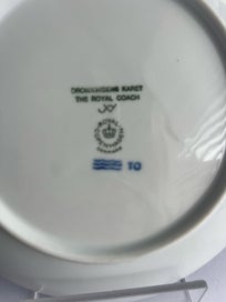 Listing 5 of 8 for Royal Copenhagen 1992 Year Plate Queen's Coach Holland Collection