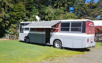 1991 Mitsubishi Fuso MK117J Motorhome Bus