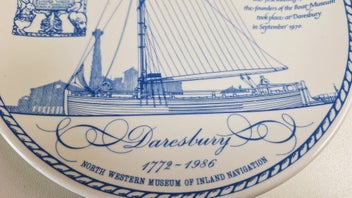 Listing 7 of 10 for +++ WEDGWOOD "DARESBURY" LTD. EDITION 1320/2000 COMMERATIVE PLATE +++