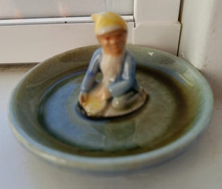 Listing 3 of 4 for VINTAGE WADE Porcelain Irish Pixie Leprachaun on Round Dish