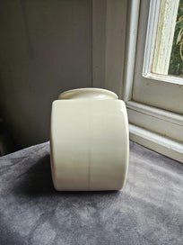 Listing 5 of 11 for Titian Biscuit Jar