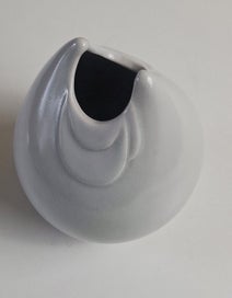 Listing 3 of 12 for +++ SCULPTURAL STUDIO POTTERY VASE +++