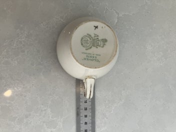 Listing 8 of 20 for Royal Doulton part tea set - Clover design 1940s