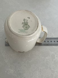 Listing 11 of 20 for Royal Doulton part tea set - Clover design 1940s