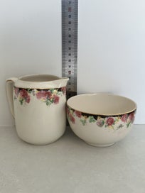 Listing 13 of 20 for Royal Doulton part tea set - Clover design 1940s