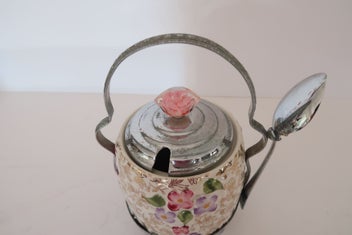Listing 3 of 4 for ***GORGEOUS VINTAGE WADE LIDDED POT IN STAND BALL FEET***