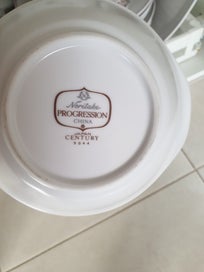 Listing 1 of 8 for Noritake Progression China Century 9044 Dinner set+ Extras