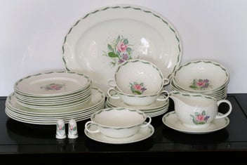Listing 1 of 7 for ***STUNNING SUSIE COOPER DINNERSET "FRAGRANCE"***