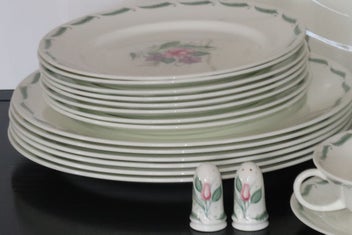 Listing 3 of 7 for ***STUNNING SUSIE COOPER DINNERSET "FRAGRANCE"***
