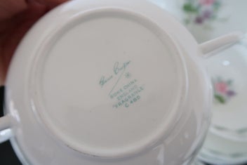 Listing 7 of 7 for ***STUNNING SUSIE COOPER DINNERSET "FRAGRANCE"***