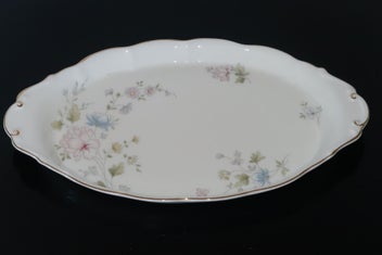 Listing 1 of 3 for ***BEAUTIFUL ROYAL ALBERT MEADOW FLOWER SERVING PLATE***