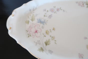 Listing 2 of 3 for ***BEAUTIFUL ROYAL ALBERT MEADOW FLOWER SERVING PLATE***