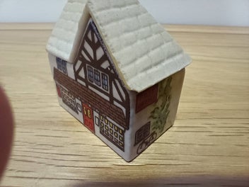 Listing 11 of 12 for Wade Vintage Miniature-Pump Cottage, Tobacco&Newsaget, Why Knot Inn, Post Office