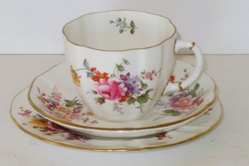 Listing 1 of 2 for ***GORGEOUS ROYAL CROWN DERBY TRIO DERBY POSIES***