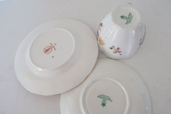 Listing 2 of 2 for ***GORGEOUS ROYAL CROWN DERBY TRIO DERBY POSIES***
