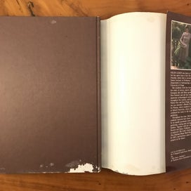 Listing 19 of 19 for 1,000 YEARS OF GARDENING IN NEW ZEALAND - *SIGNED BY AUTHOR HELEN LEACH* -