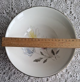 Listing 6 of 7 for Crown Lynn older serving or salad bowl