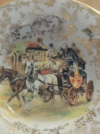 Listing 3 of 9 for H&K Tunstall Horse-drawn Carriage Pin / Trinket Dish