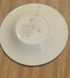 Listing 7 of 9 for H&K Tunstall Horse-drawn Carriage Pin / Trinket Dish