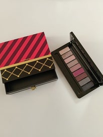 Listing 1 of 4 for MAC eyeshadow 9 palette and lipstick drawer