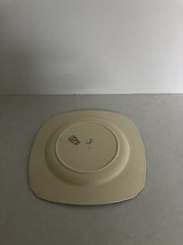 Listing 7 of 10 for New Zealand Centennial Exhibition 1939-40 Souvenir Plate - Coronet Ware, England