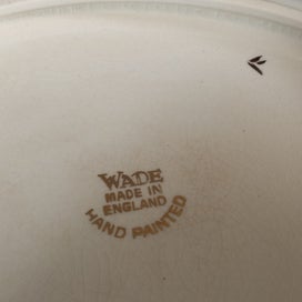 Listing 9 of 9 for F) 2 X VINTAGE WADE HAND PAINTED DOMED BUTTER KEEPERS BRONZE/GOLD c1950’s