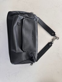 Listing 2 of 9 for Lilly & Co Remy pushchair organiser (rrp $110)