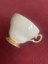 Listing 2 of 7 for Vintage Queen Anne White Gold Trim Tea Cup Saucer and Plate