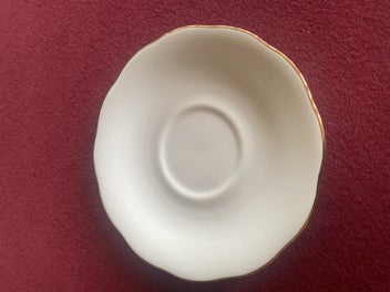 Listing 4 of 7 for Vintage Queen Anne White Gold Trim Tea Cup Saucer and Plate