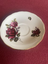 Listing 4 of 7 for Vintage Queen Anne White Red Roses Gold Trim Tea Cup Saucer and Plate