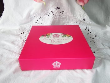 Listing 7 of 7 for Royal Albert Old Country Roses Divided Server - NEW