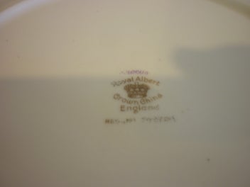 Listing 3 of 3 for ROYAL ALBERT CROCUS 1920'S CAKE PLATE. HANDPLATED.