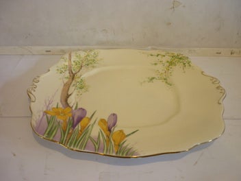 Listing 1 of 3 for ROYAL ALBERT CROCUS 1920'S CAKE PLATE. HANDPLATED.