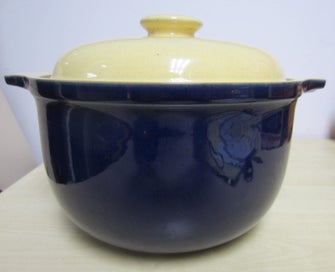 Listing 4 of 6 for Large Denby Casserole