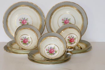 Listing 1 of 4 for ***BEAUTIFUL AYNSLEY TRIOS X 4***
