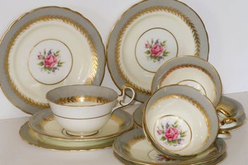 Listing 2 of 4 for ***BEAUTIFUL AYNSLEY TRIOS X 4***