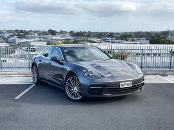 Porsche Panamera 2017 photo 2