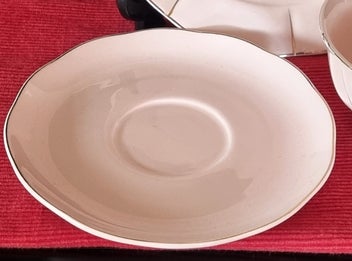 Listing 5 of 7 for EXQUISITE Vintage "Maxwell Williams" BLUSH 24ct Hand Painted Trio