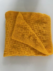 Listing 2 of 3 for Hand Knitted Bassinet / Baby Blanket