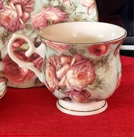 Listing 4 of 6 for SIMPLY EXQUISITE Vintage Maxwell Williams "Morning Dew" Trio