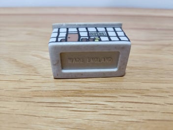 Listing 6 of 12 for Wade Vintage Miniature-Pump Cottage, Tobacco&Newsaget, Why Knot Inn, Post Office