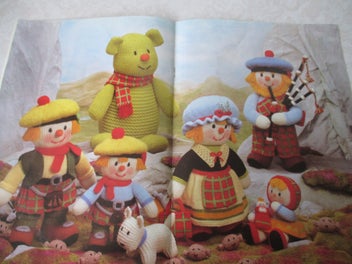 Listing 5 of 11 for Jean Greenhowe's Book - MacScarecrow Clan