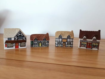 Listing 1 of 12 for Wade Vintage Miniature-Pump Cottage, Tobacco&Newsaget, Why Knot Inn, Post Office