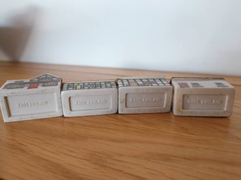 Listing 2 of 12 for Wade Vintage Miniature-Pump Cottage, Tobacco&Newsaget, Why Knot Inn, Post Office