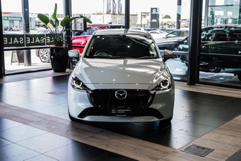 Mazda 2 2026 photo 3