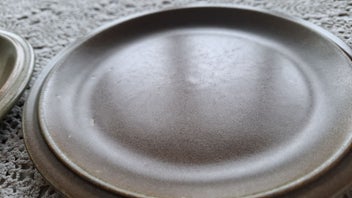 Listing 5 of 7 for 4 Temuka Riverstone bread and butters