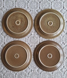 Listing 7 of 7 for 4 Temuka Riverstone bread and butters