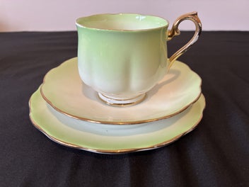 Listing 12 of 19 for $1 NO RESERVE Royal Albert Hampton 'Rainbow' English Bone China Cups & Tea Set