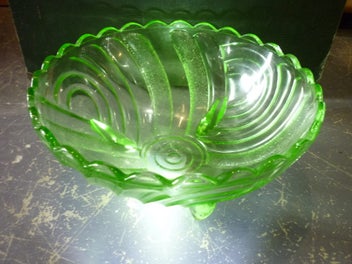 Listing 6 of 6 for URANIUM GREEN GLASS BOWL